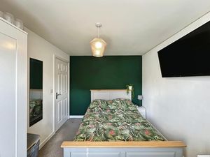 Photo 5- click for photo gallery